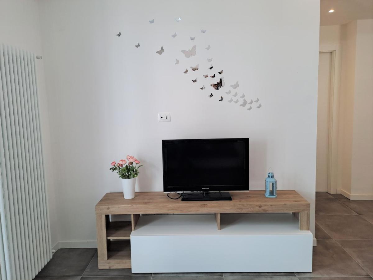 Lux Family Apartment Бардолино Экстерьер фото